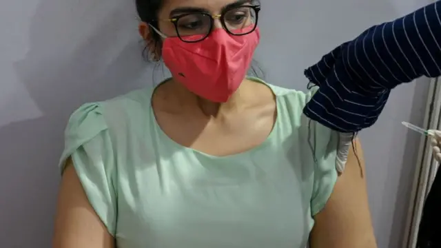 कोरोना वैक्सीन