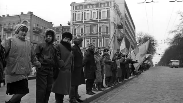 22 січня 1990 року в Україні відбулася одна з найбільших масових акцій "Живий ланцюг"