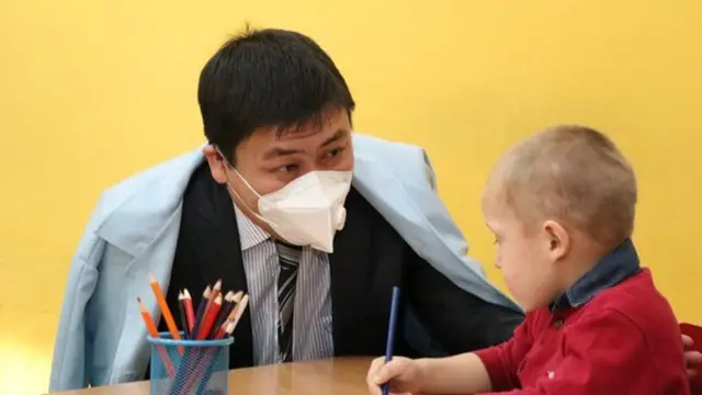 Билим берүү жана илим министри Алмазбек Бейшеналиев