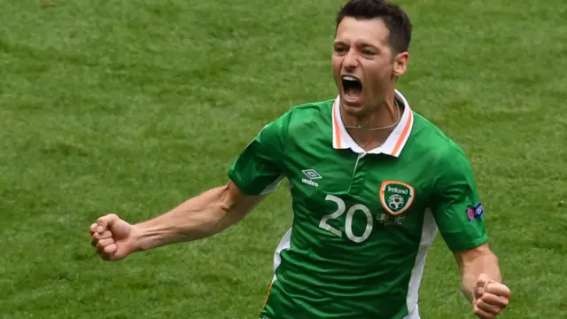 El goleador de Irlanda. Hoolahan dio la ventaja, pero Suecia consiguió el empate gracias a un gol de Clark.