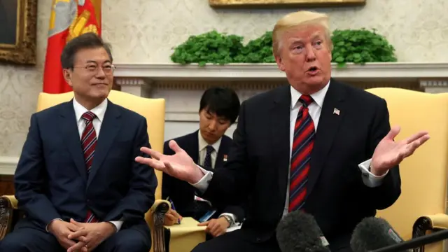 ترامپ و مون