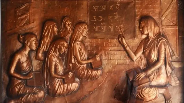 महात्मा फुले, सावित्रीबाई फुले