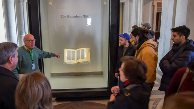 Biblia de Gutenberg en la Biblioteca del Congreso de Estados Unidos.