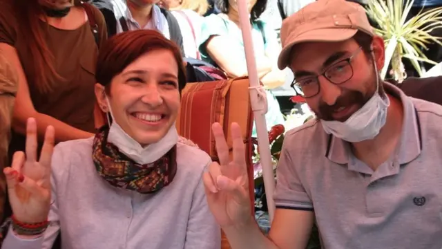 يخوض الزوجان إضرابا عن الطعام منذ 75 يوما.