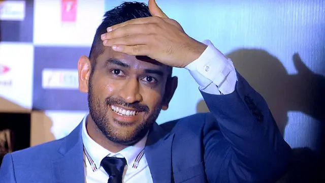 ధోనీ - పద్మ భూషణ్