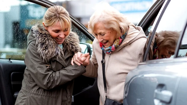 Спонтанные проявления доброты могут сделать гораздо больше, чем просто вызвать улыбку на лице другого человека