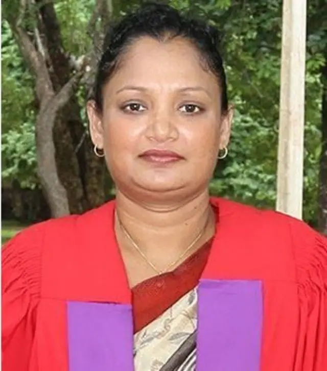 මහාචාර්ය ගීතානි කුමාරි බුලංකුලම