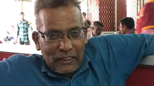 रेस्त्रां में मौजूद एक शख्स