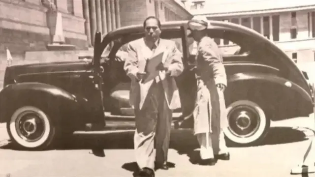 ડૉ આંબેડકર