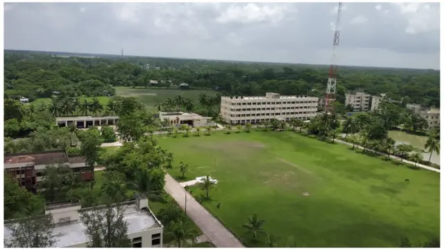 বরগুনা পুলিশ লাইনস