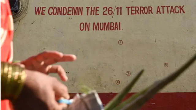 ముంబై దాడి, అజ్మల్ కసబ్, సెబాస్టియన్ డిసౌజా