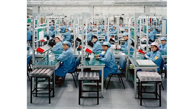 Производство 5, Bird Mobile, Нинбо, Провинция Чжецзян, Китай 2005