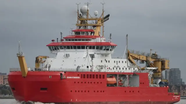 El barco Sir David Attenborough