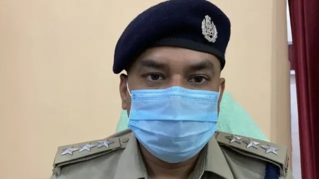 காவல்துறை அதிகாரி