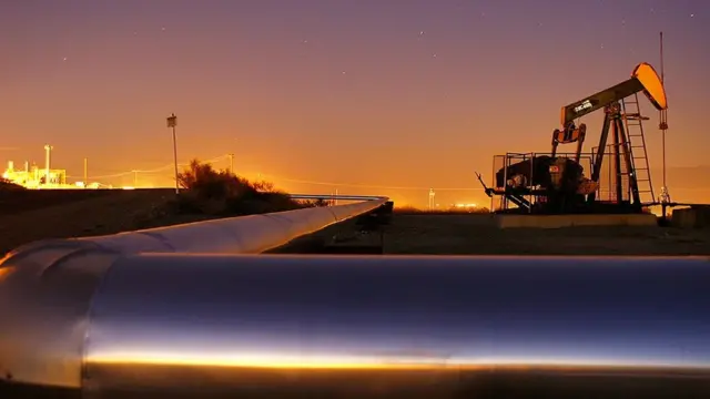 சர்வதேச அளவில் சரிந்த கச்சா எண்ணெய் விலை