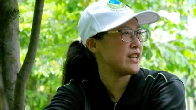 Công ty Asia Plantation Capital cung cấp các tour du lịch tới các công viên địa phương để giáo dục du khách về cây trầm hương đang bị nguy kịch.