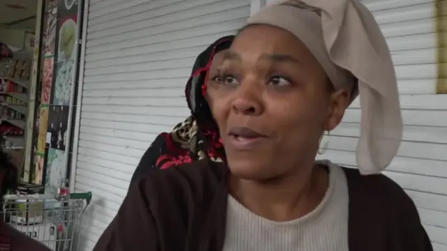 One woman give her opinion for Sydney, Australia