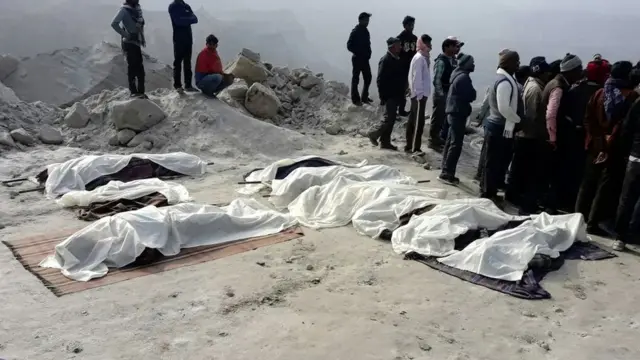 Uçmuş şaxtadan daha çox cəsəd çıxa biləcəyindən narahatlıq var