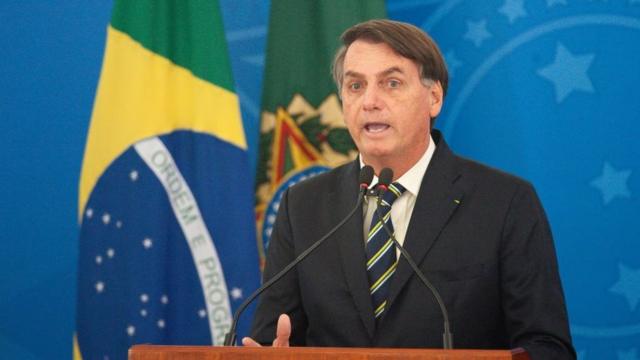 El presidente de Brasil, Jair Bolsonaro, ha visto su popularidad caer a medida que el covid-19 avanza en su país.