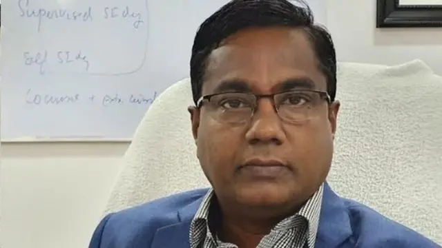 ఏపీ పాఠశాల విద్యాశాఖ కమిషనర్ వాడ్రేవు చినవీరభద్రుడు