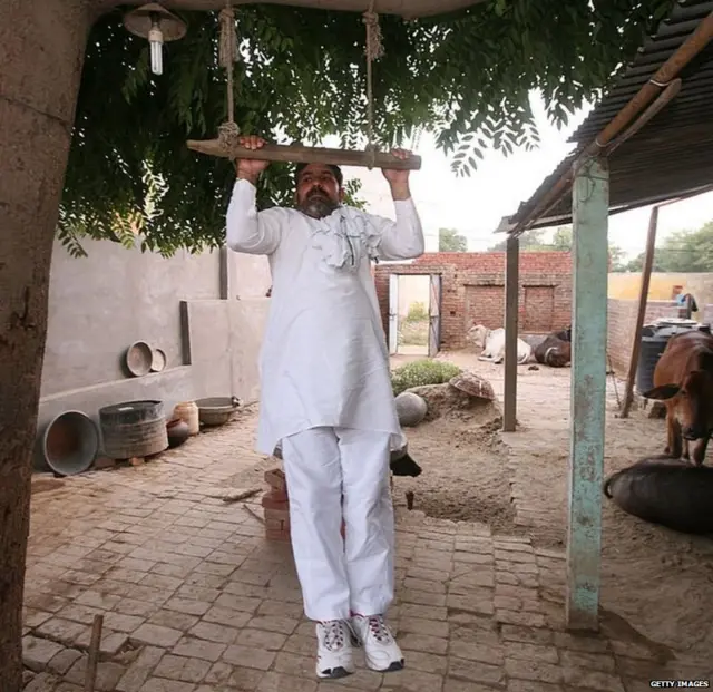 राकेश टिकैत