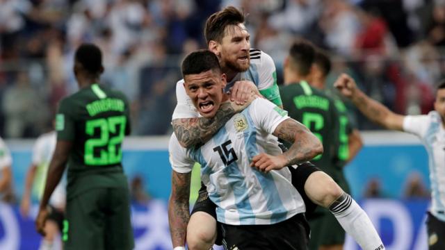 Rojo and Messi