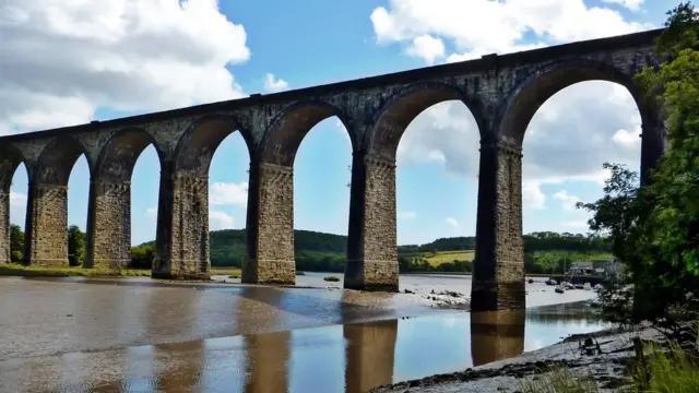 Виадук через теку Тибби в Корнуолле