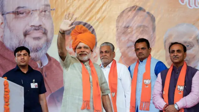 नरेंद्र मोदी