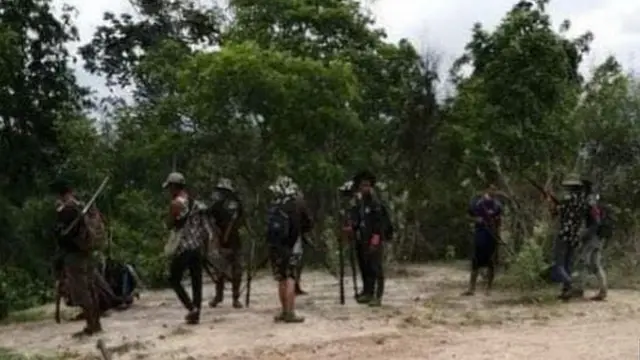 စစ်ကိုင်းတိုင်း ကနီနယ်ထဲက ပြောက်ကျားဝတ်လက်နက်ကိုင်အဖွဲ့တစ်ဖွဲ့