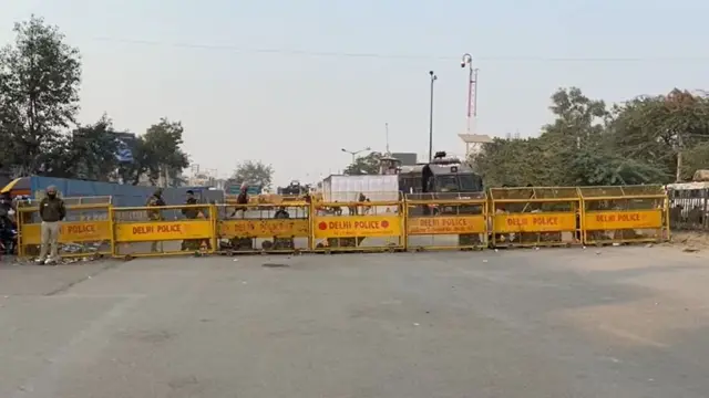 दिल्ली हरियाणा सिंघु सीमा