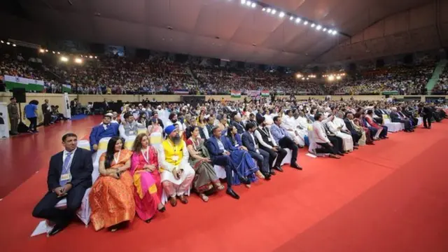 बैंकॉक में नरेंद्र मोदी