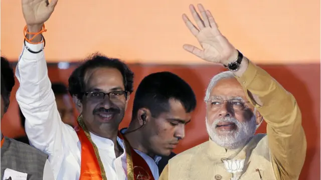 उद्धव ठाकरे आणि मोदी
