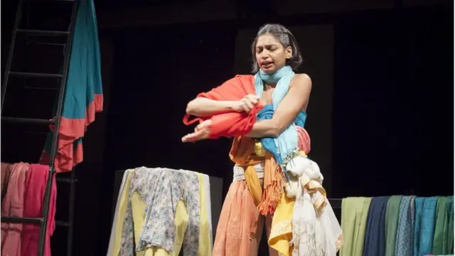 નાટ્યલેખિકા, અભિનેત્રી મલ્લિકા તનેજા