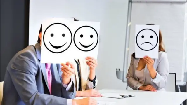 Кызматкерлердин иш жөндөмдүүлүгү алардын маанайынан көз каранды