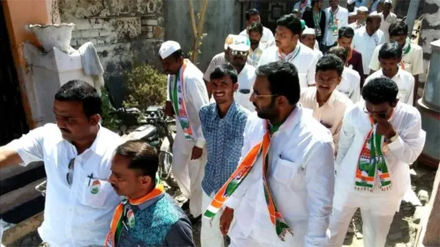 कोरोनाच्या काळातही राजकीय नेते पंढरपुरात मात्र टरबूज-खरबूज-चंपामध्ये गुंग