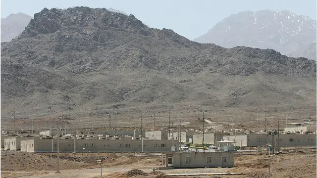 তেহরানের দক্ষিণে নাতানজ পারমাণবিক কেন্দ্র