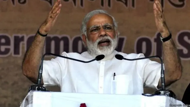 नरेंद्र मोदी