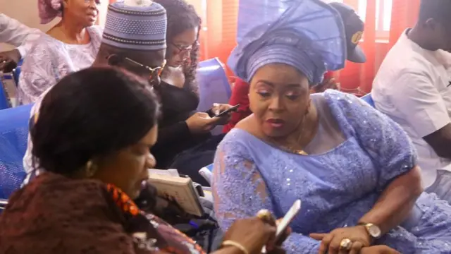 Peju Ogunmọla ati Toyin Adegbọla