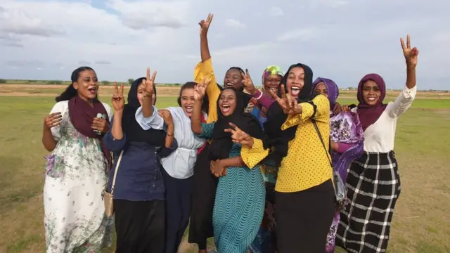 نساء سودانيات