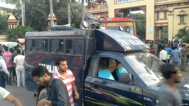 बीएचयू, वाराणसी, उत्तर प्रदेश, छेड़छाड़, प्रदर्शन