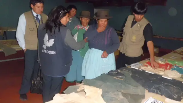 Familiar de una víctima reconociendo su vestimenta