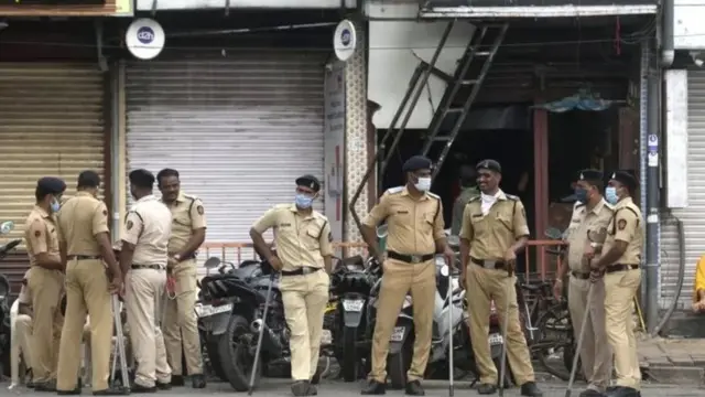 मुंबई पोलीस