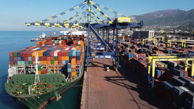 китай ограничил поставки в россию