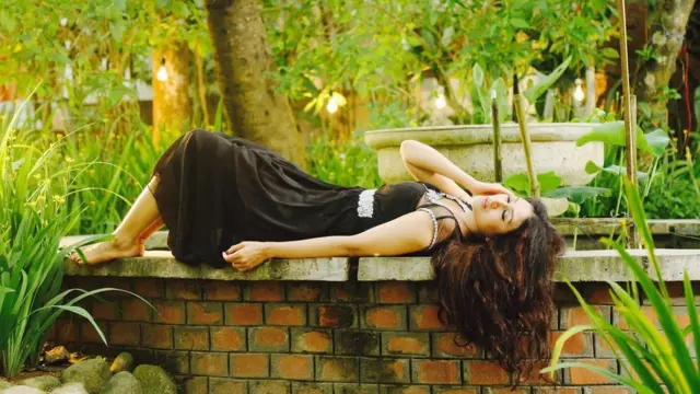 Porno tomosha, shunchaki chekish uchun chiqdi