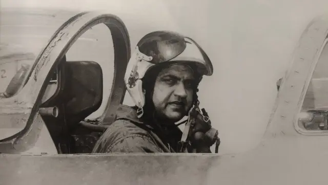 રાજેશ પાઇલટની તસવીર