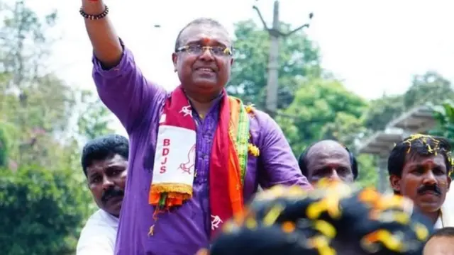 तुषार वेलापल्ली, राहुल गांधी, वायनाड