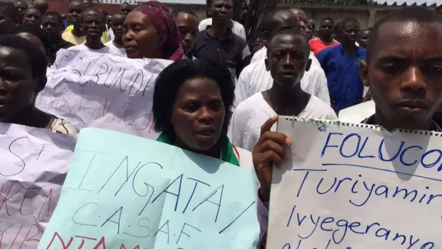 Abari mu myiyerekano