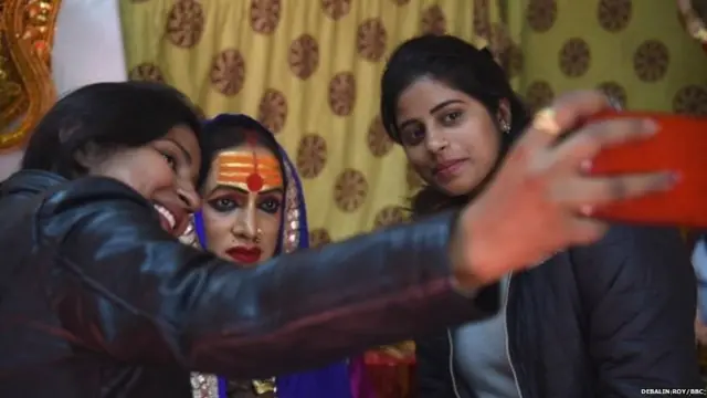 ट्रान्सजेंडर आखाडा