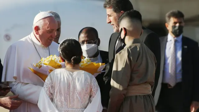 Папа Франциск прибыл в Эрбиль утром в воскресенье