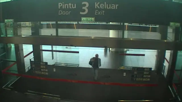 తాను హత్యకు గురైన రోజు కిమ్ జోంగ్- నామ్ విమానాశ్రయంలోకి ప్రవేశిస్తున్న దృశ్యం